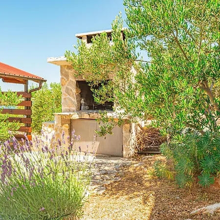 Zatoglav 1 Vikendica *