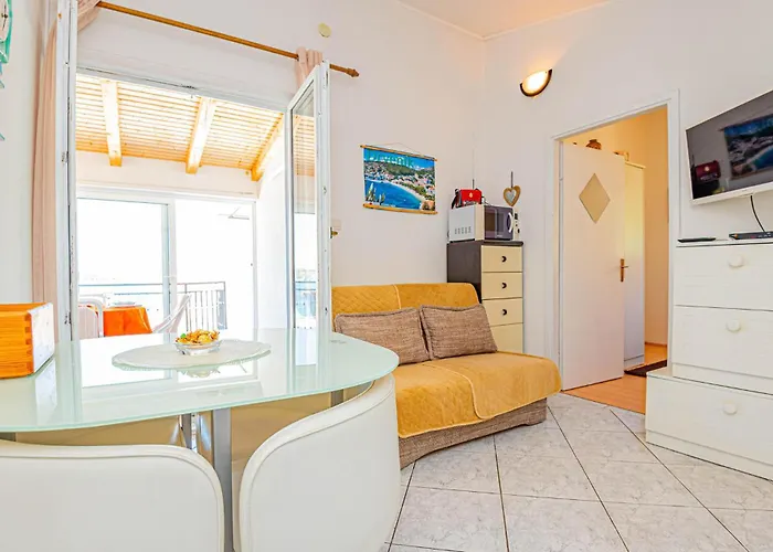 Vikendica Zatoglav 1 Podglavica