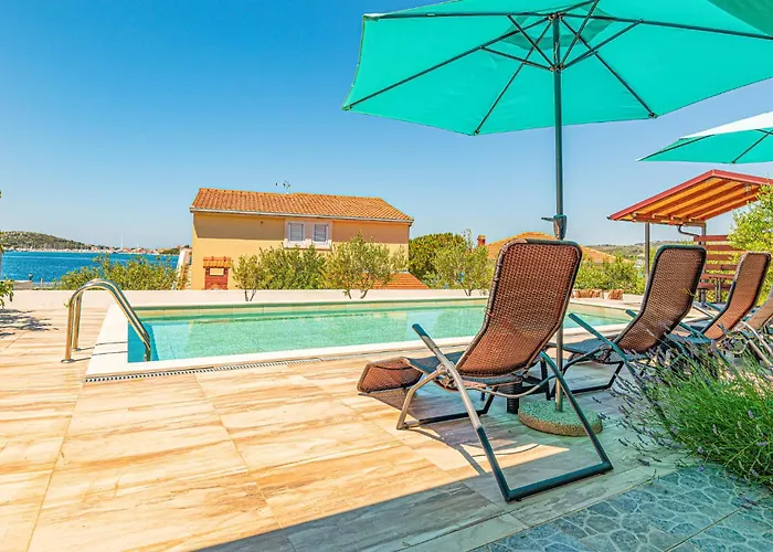 Vikendica Zatoglav 1 *