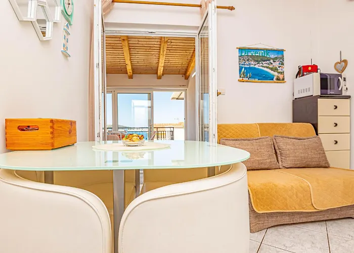 Vikendica Zatoglav 1 Podglavica