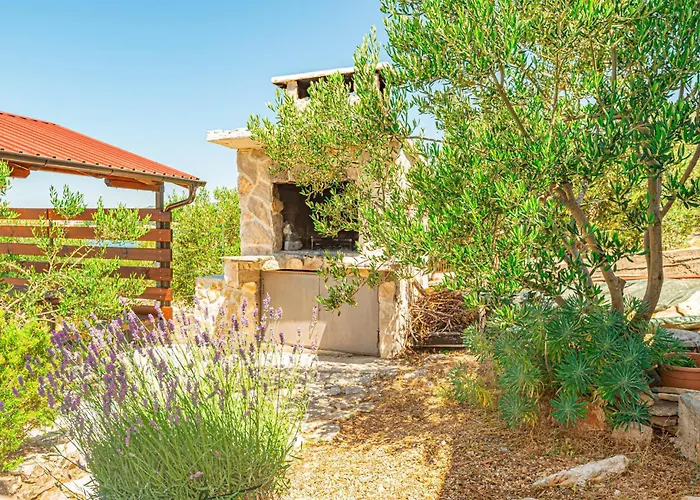 Zatoglav 1 Ferienhaus *