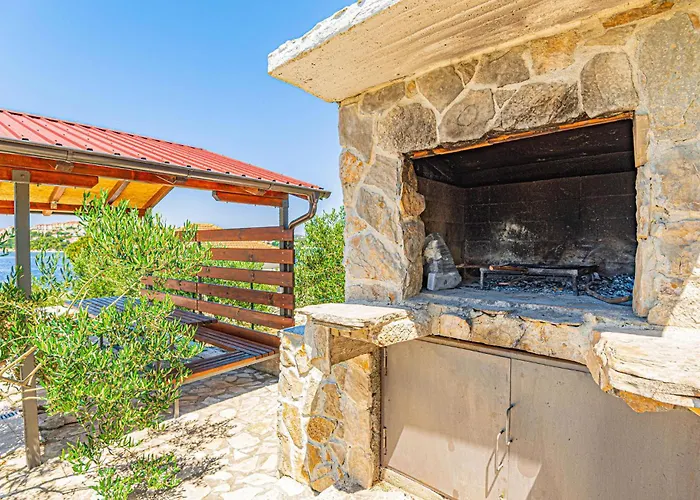 Ferienhaus Zatoglav 1